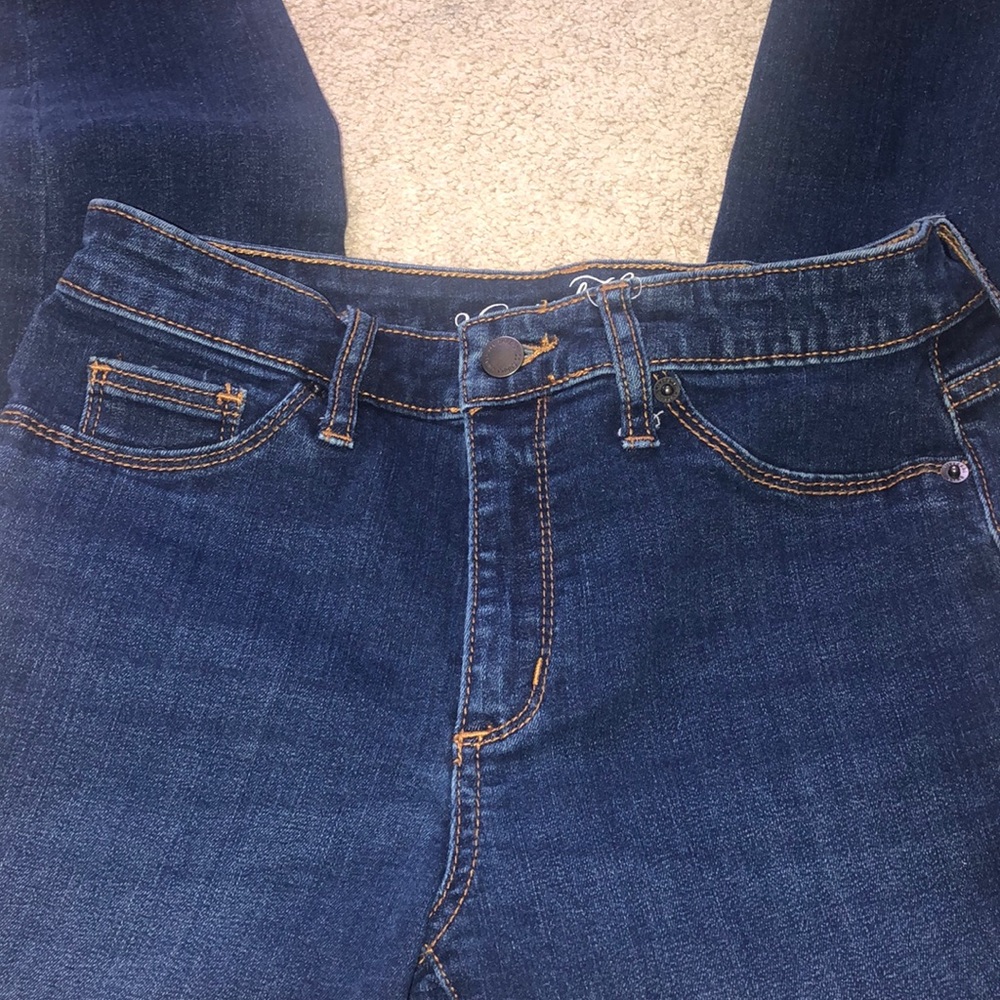 Universal Thread Jeans - Picture 2 of 3